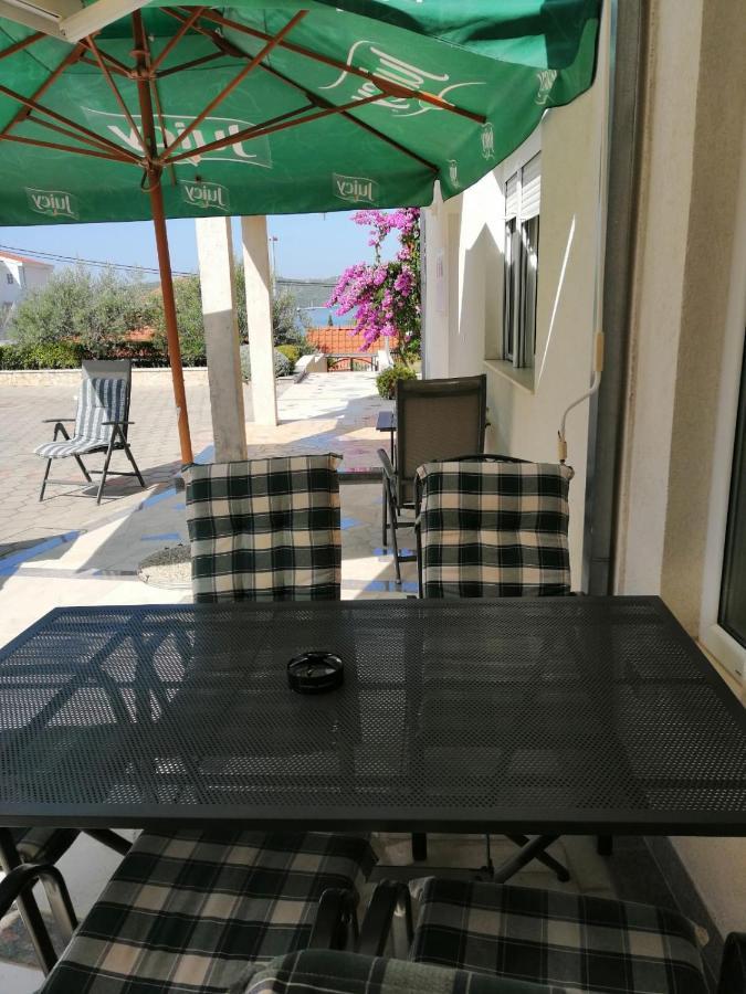 Apartmani Jureta Okrug Gornji Extérieur photo