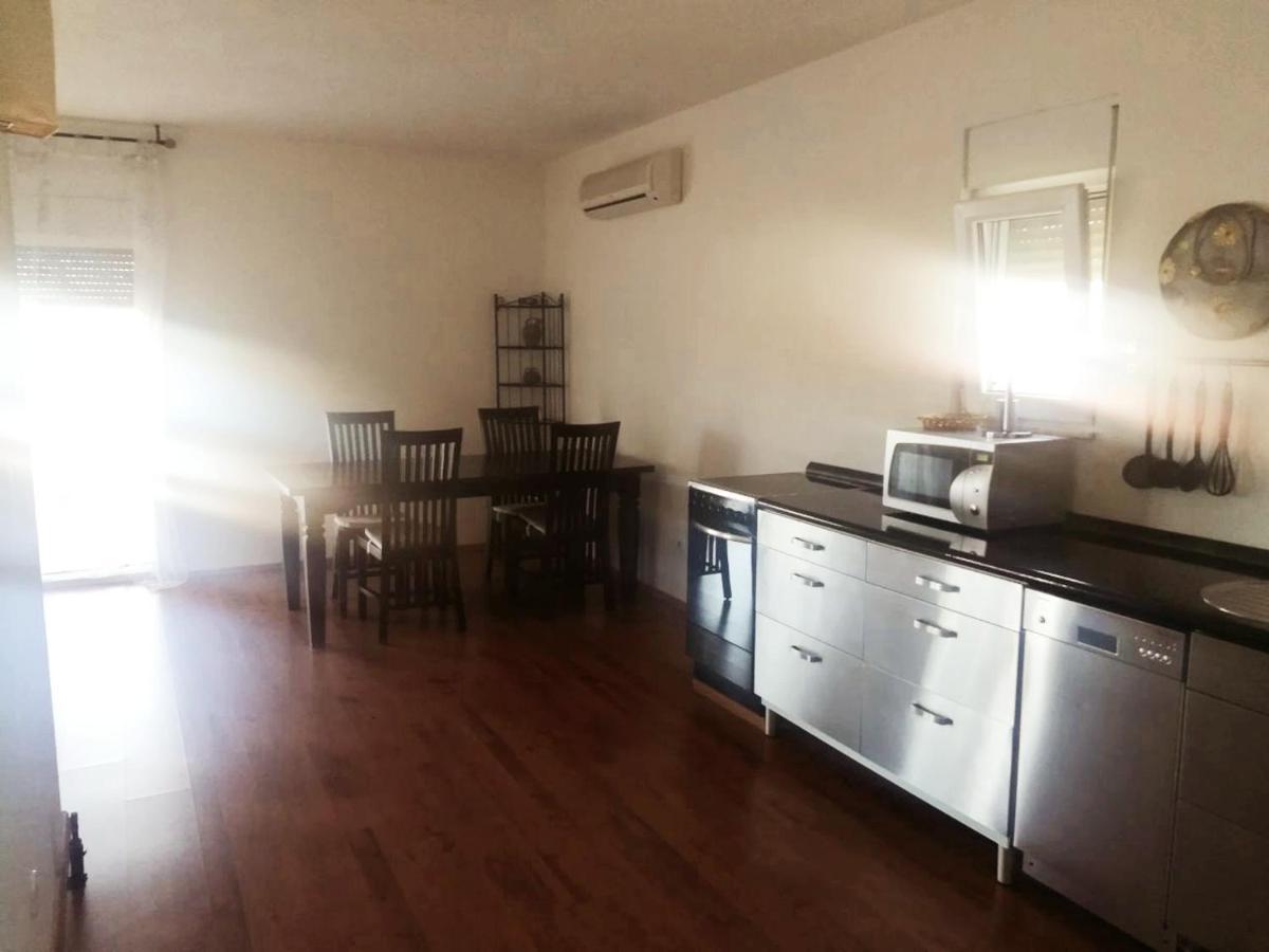 Apartmani Jureta Okrug Gornji Extérieur photo
