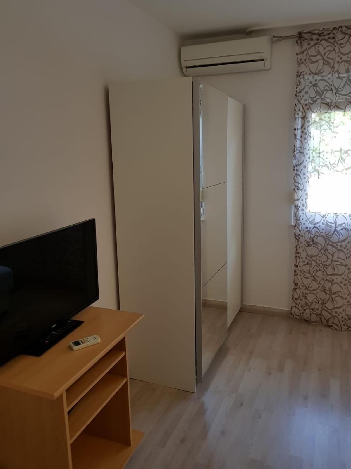 Apartmani Jureta Okrug Gornji Extérieur photo