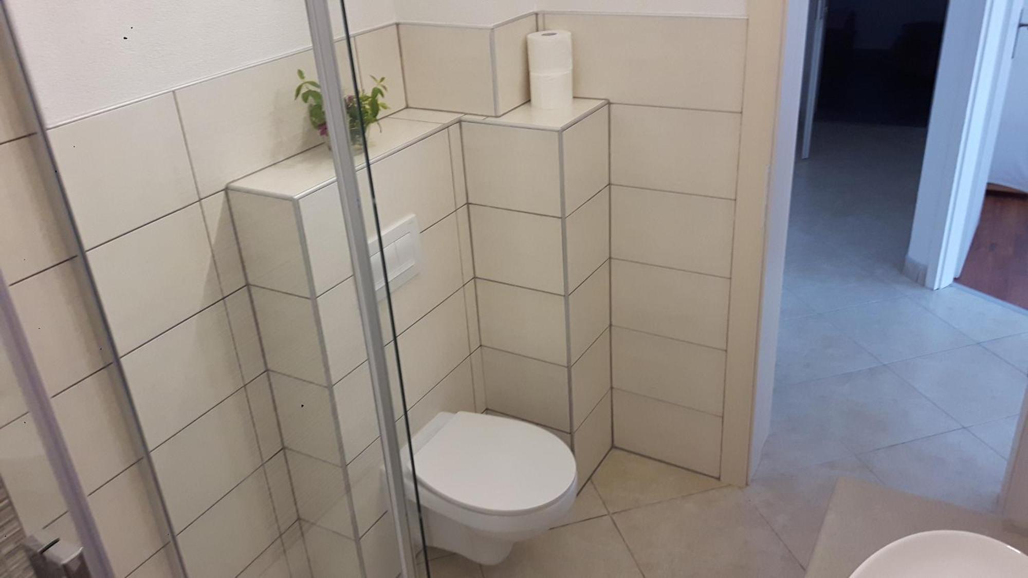 Apartmani Jureta Okrug Gornji Extérieur photo