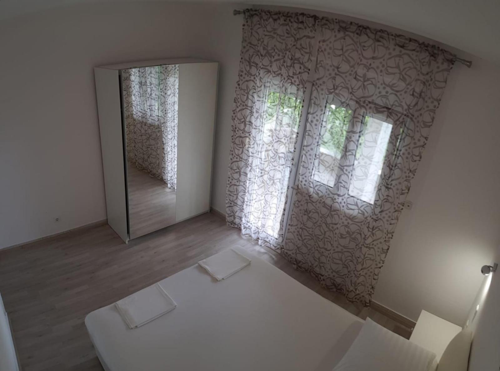 Apartmani Jureta Okrug Gornji Extérieur photo