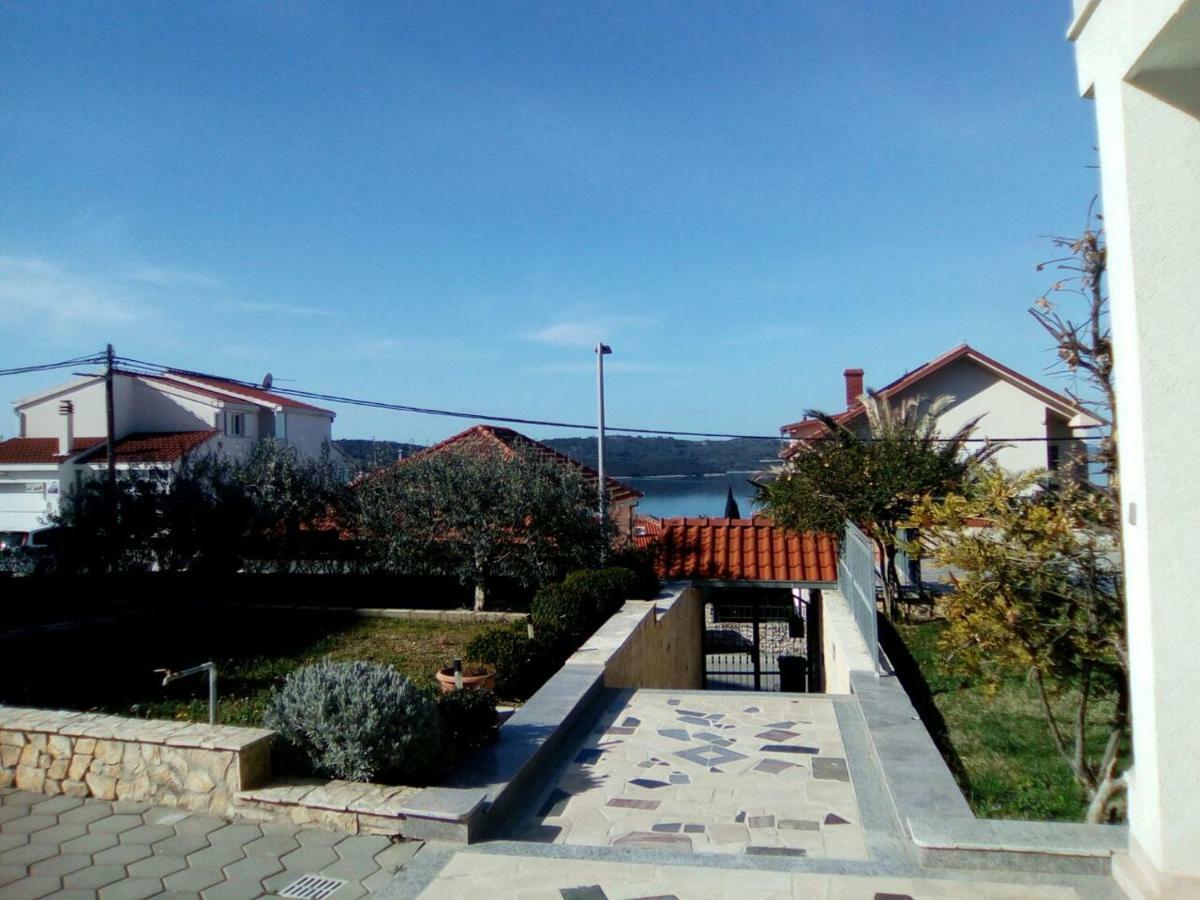 Apartmani Jureta Okrug Gornji Extérieur photo