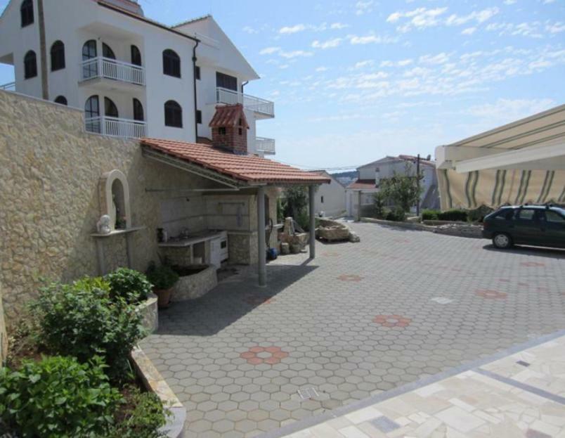 Apartmani Jureta Okrug Gornji Extérieur photo